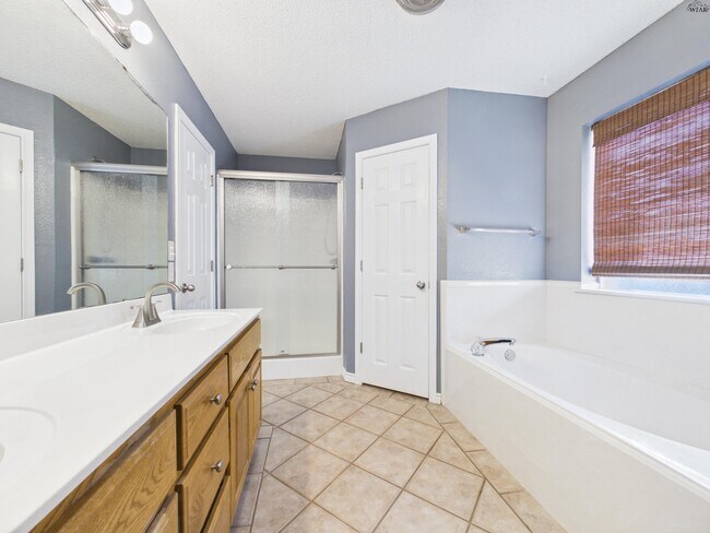 Building Photo - 5411 Prairie Lace Ln
