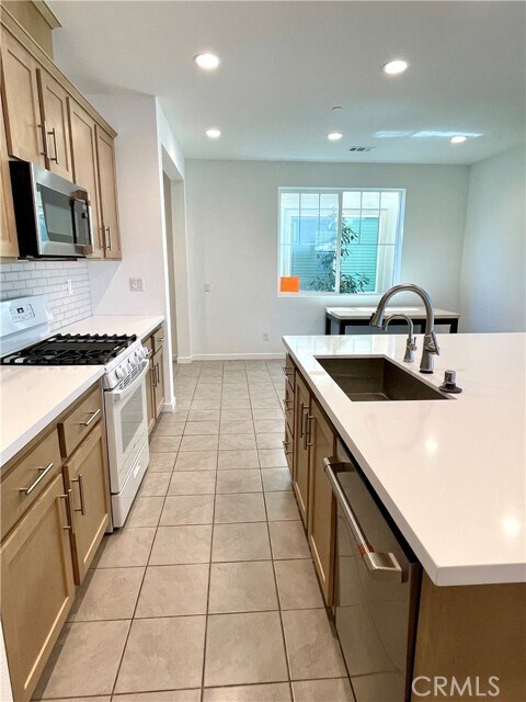 Building Photo - 32857 Tannat Dr