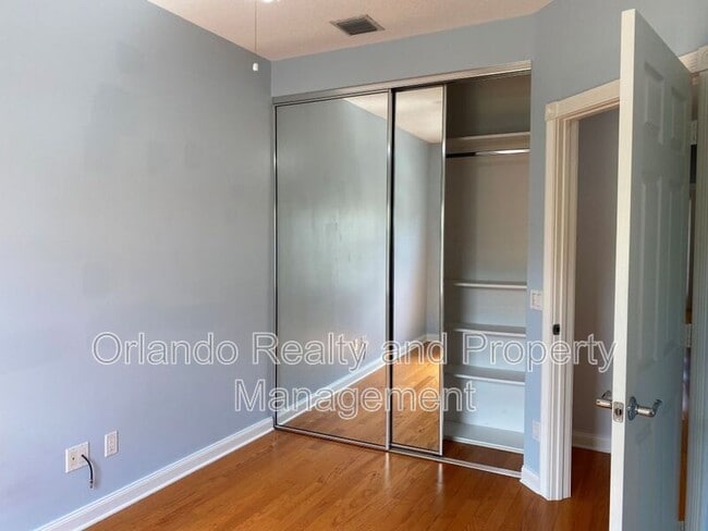 Building Photo - 1567 Napoli Dr W