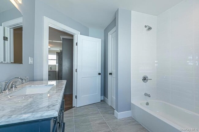 Building Photo - 207 Nassau Blvd