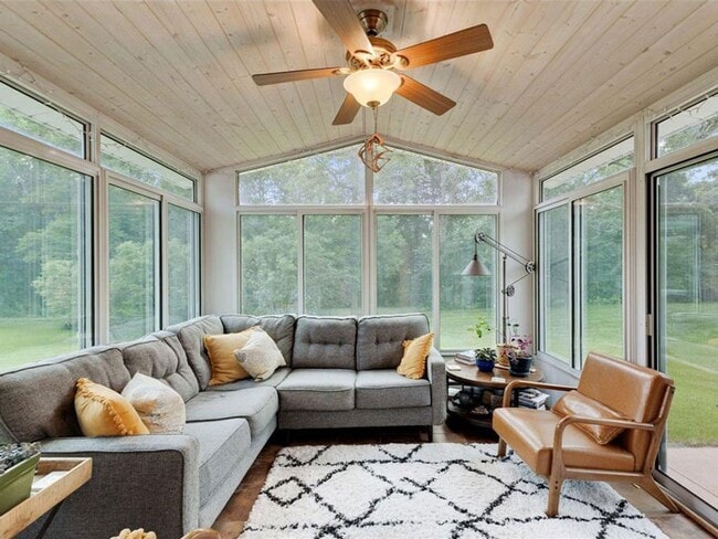 Building Photo - Spacious Like-New 2-Story with Office, Fireplace, Sunroom, Gourmet Kitchen & More!