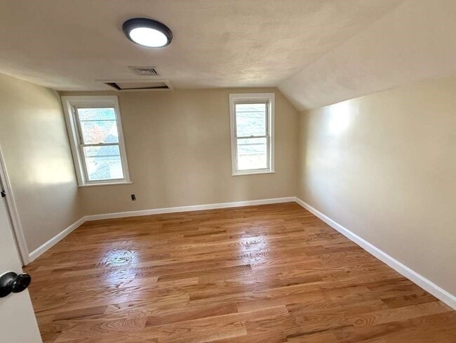 Building Photo - 194 Fells Ave