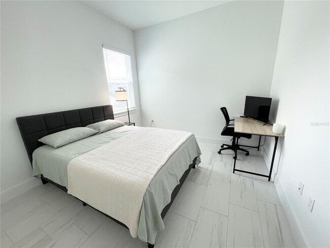 Building Photo - 8486 Ivy Stark Blvd