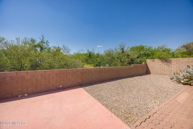 Building Photo - 12253 N Brightridge Dr