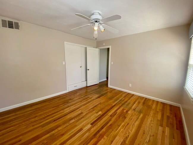 Building Photo - 68 S 400 E