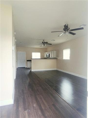 Building Photo - 5516 Montegut Dr