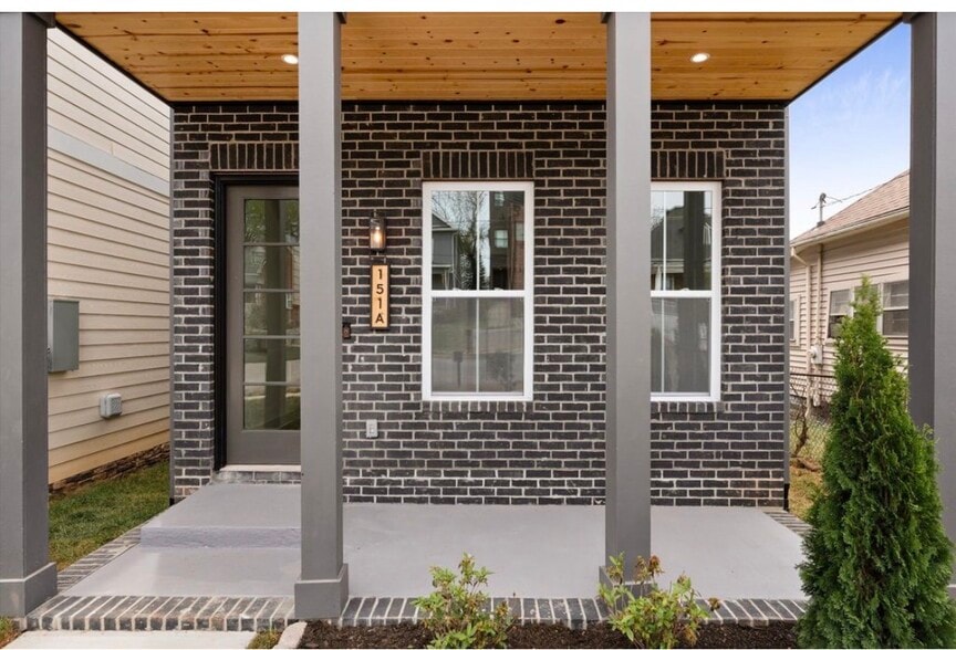 Building Photo - 151 Fain St