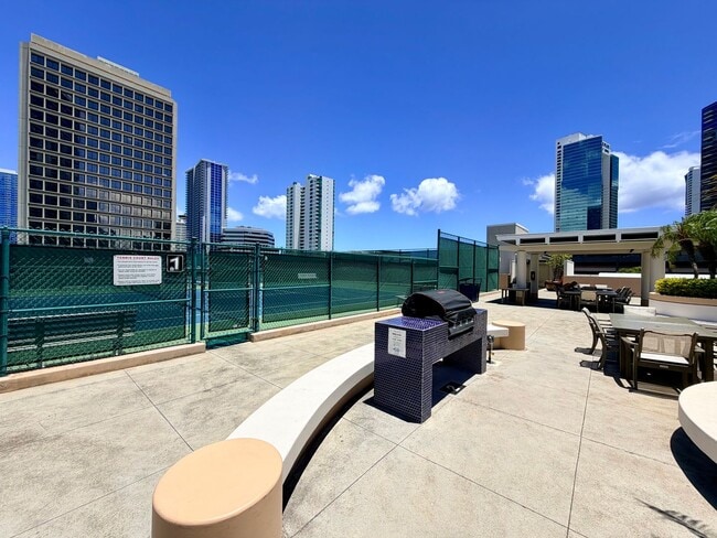 Building Photo - 1288 Kapiolani Blvd