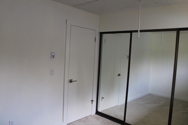 Building Photo - 7650 Birch Bay Dr