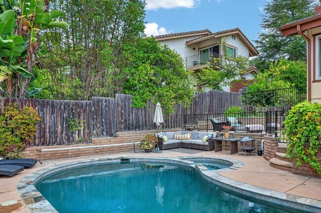 Building Photo - 13660 Acorn Patch Ln