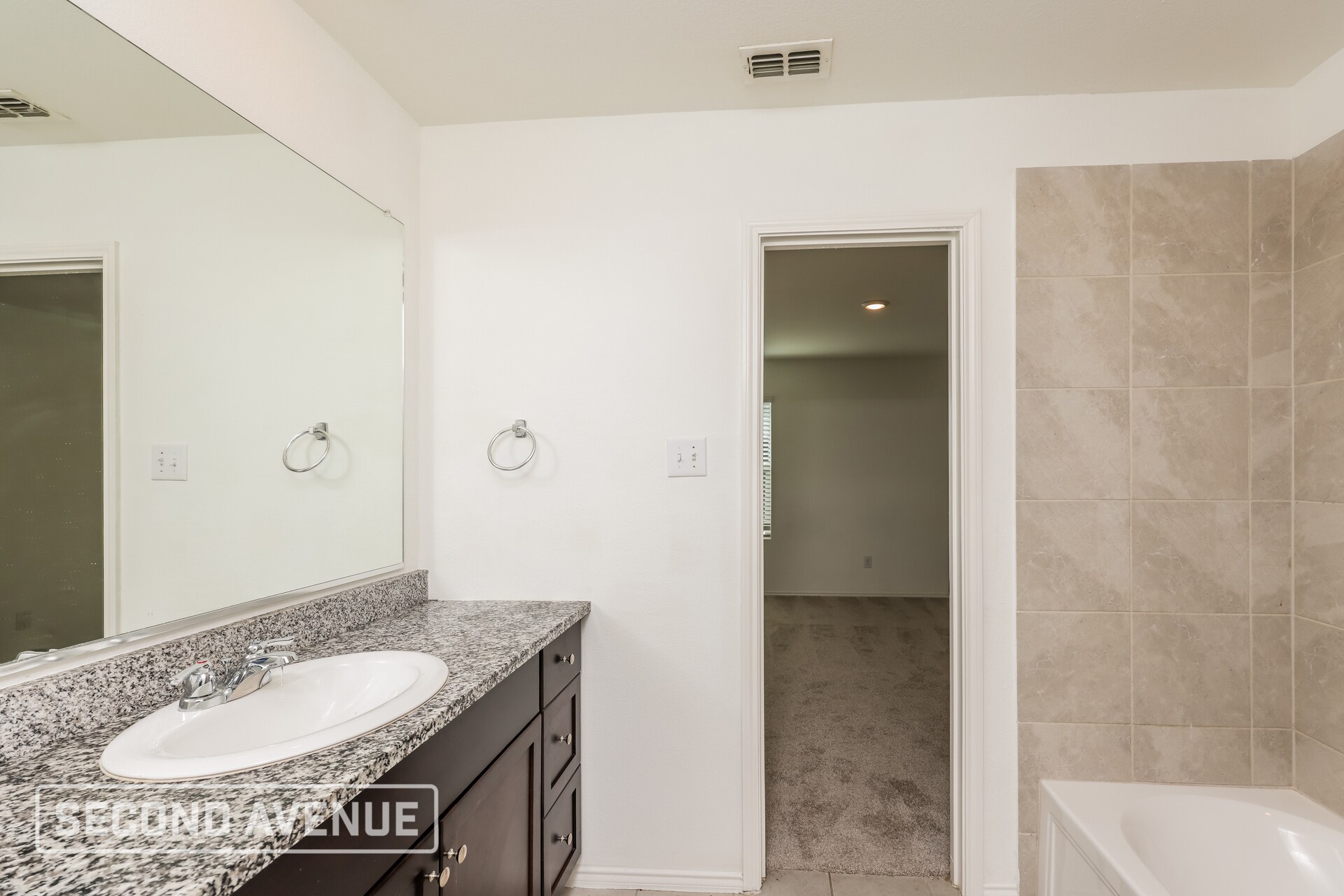 Building Photo - 6077 Determine Ln