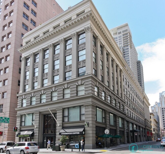 Building Photo - Financial District: 1 bed + Den/Office w/ ...