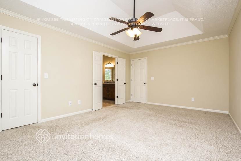Building Photo - 918 Feather Creek Ln
