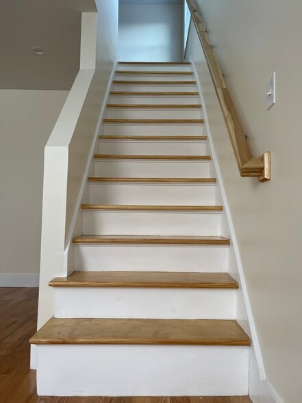Stairs to 3 bedroom - 528 Chapel St