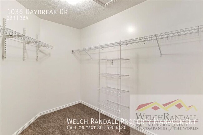 Building Photo - 1036 Daybreak Dr