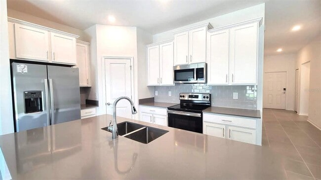 Building Photo - 4177 Babbling Brook Wy