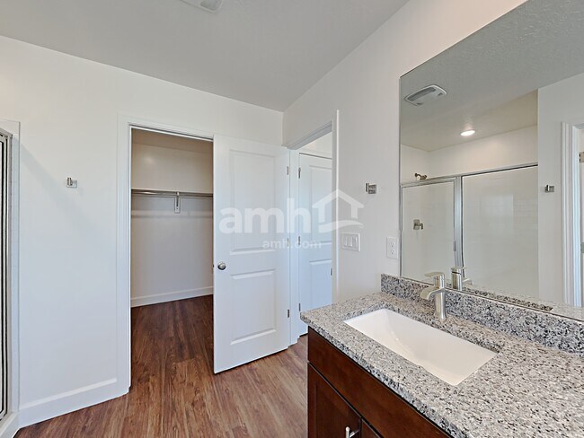 Building Photo - 6063 W Arranmore Dr