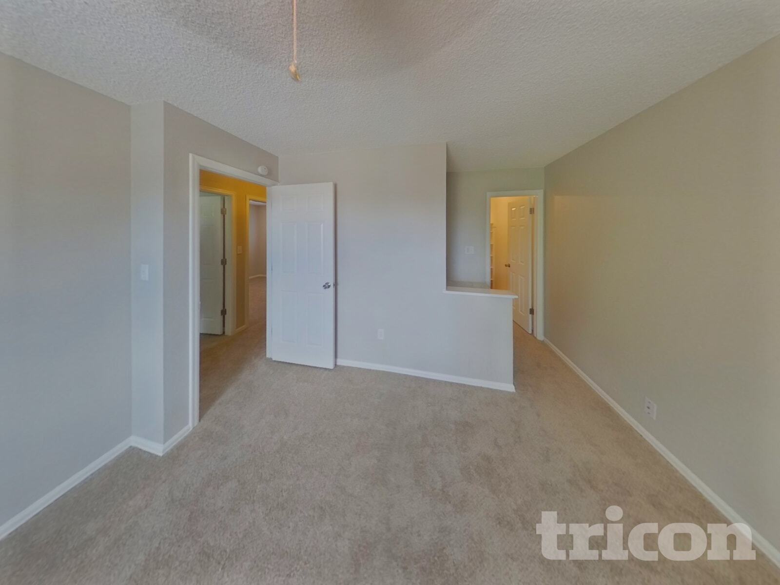 Building Photo - 4868 Irving Dr