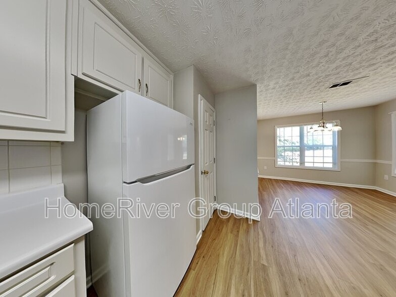 Building Photo - 649 Stonecrest Dr