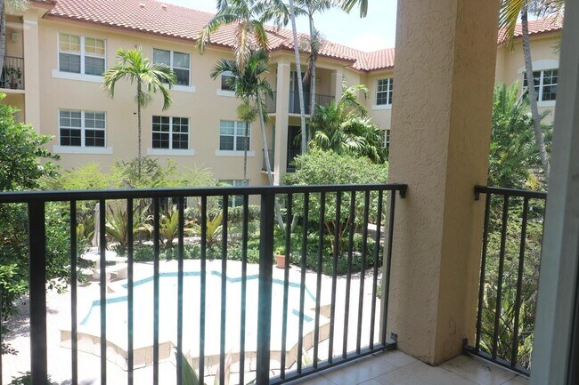Building Photo - 1803 N Flagler Dr