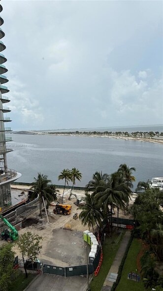 Building Photo - 150 SE 25th Rd