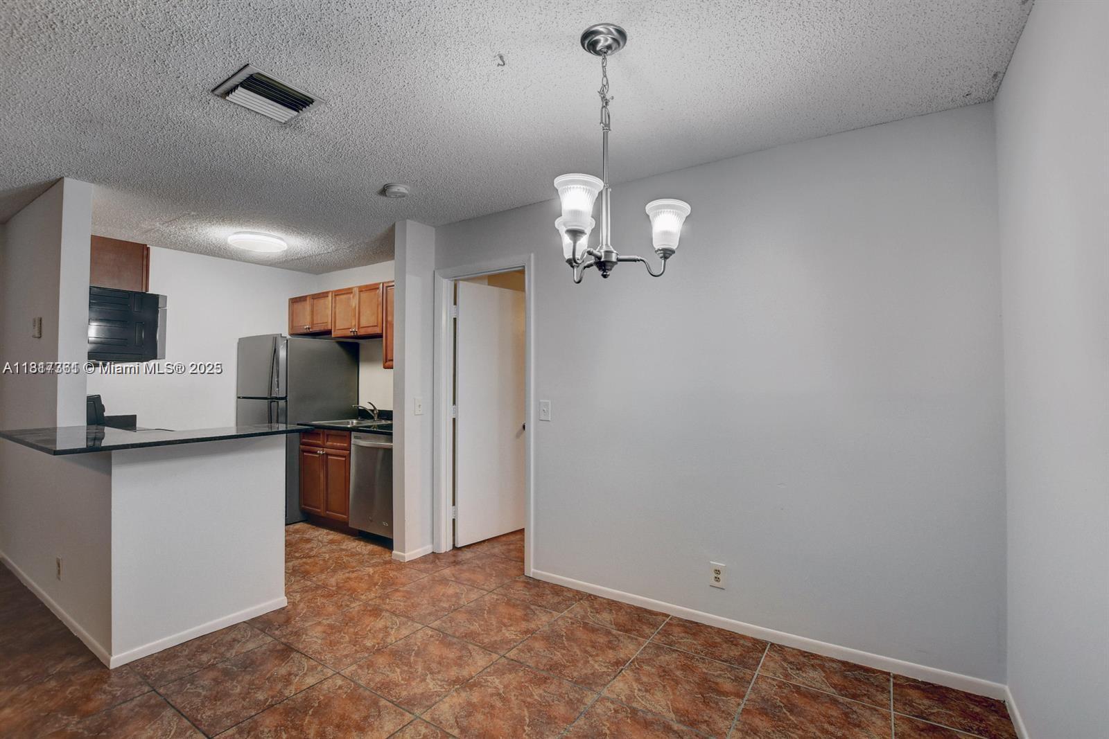 Building Photo - 29 Crossings Cir