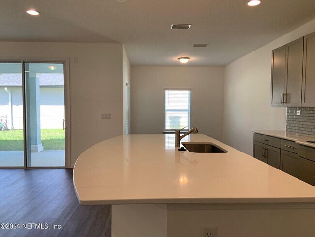 Building Photo - 810 Laurel Valley Dr