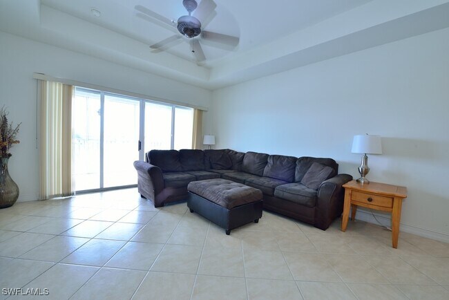 Building Photo - 7812 Regal Heron Cir