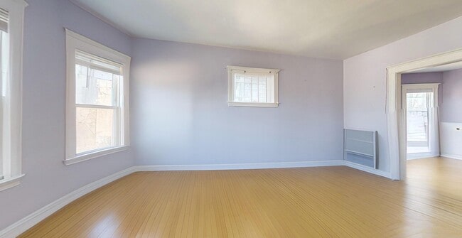 Building Photo - 95 Jamaica St