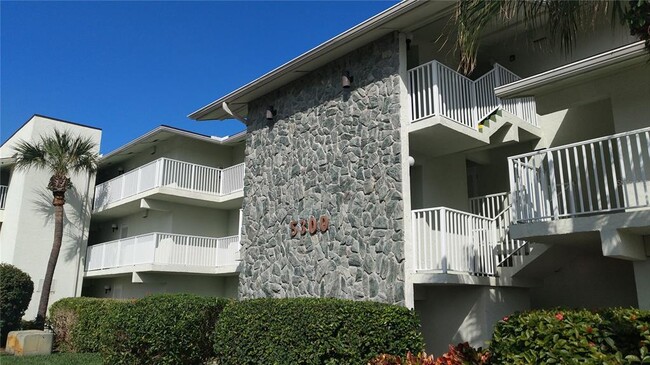 Building Photo - 2400 S Ocean Dr