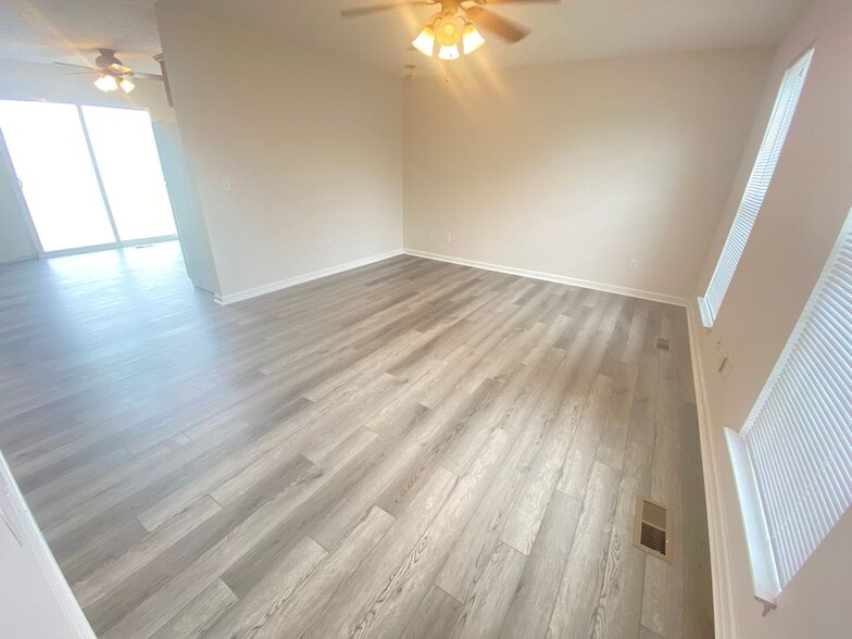 Building Photo - 708 Vincent Cason Ave