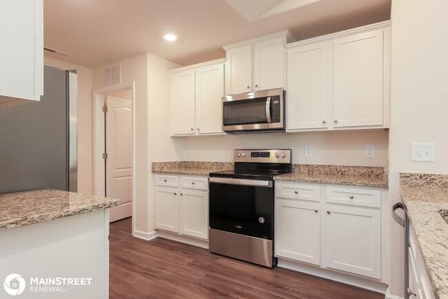 Building Photo - 118 Pillow Ln, Burlington, NC 27217