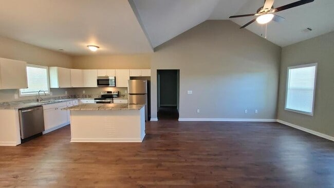 Building Photo - 5099 Mars Hill Rd