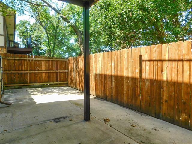 Building Photo - 1137 Dallas Dr
