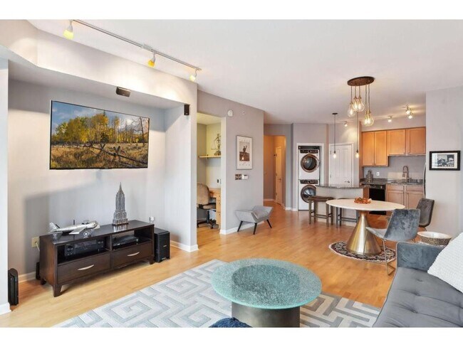 Building Photo - 500 E Grant St