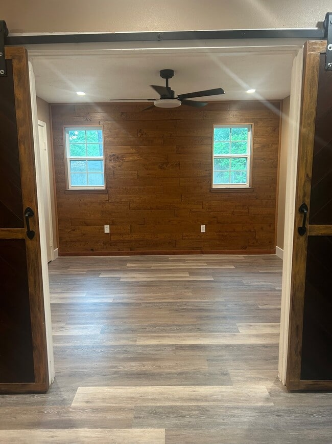 Building Photo - 17821 Theiss Mail Rte Rd