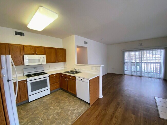 Building Photo - 8765 W Berry Ave