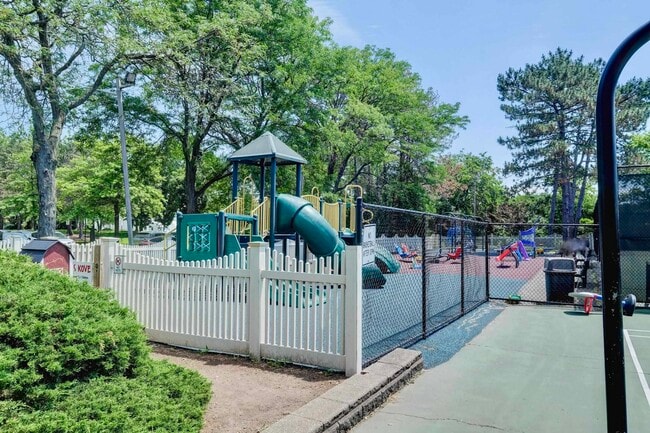 Building Photo - 199 Sandcastle Key