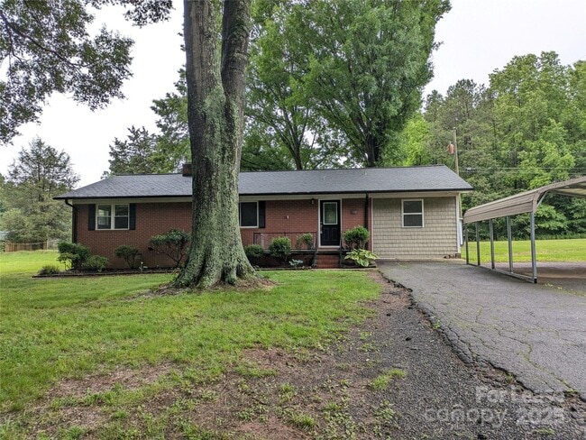 Primary Photo - 1230 Shearers Rd
