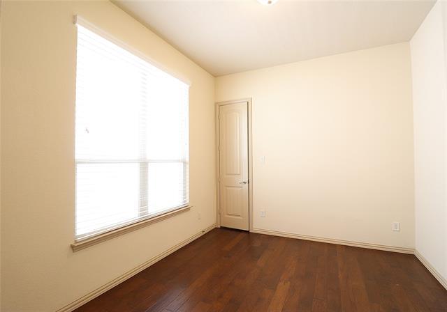 Building Photo - 2467 Embleton Dr