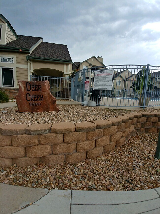 Primary Photo - 9390 W Chatfield Pl