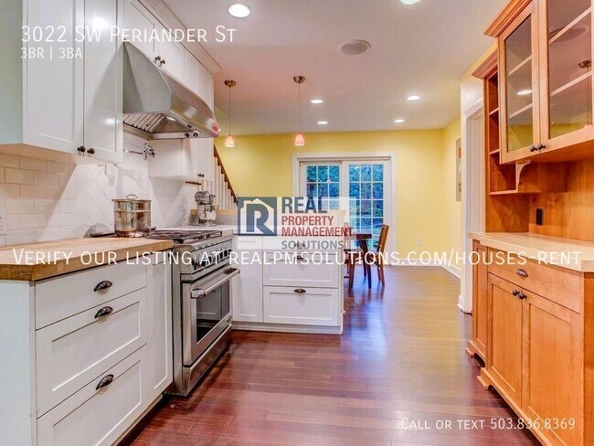 Building Photo - 3022 SW Periander St