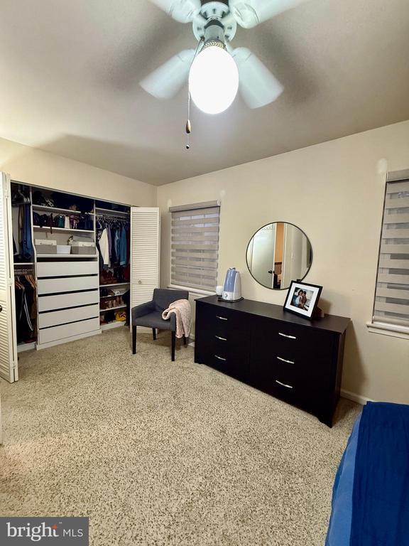Building Photo - 5500 Woodlawn Manor Ct