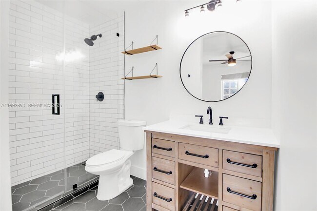 Building Photo - 16911 SW 137th Ct