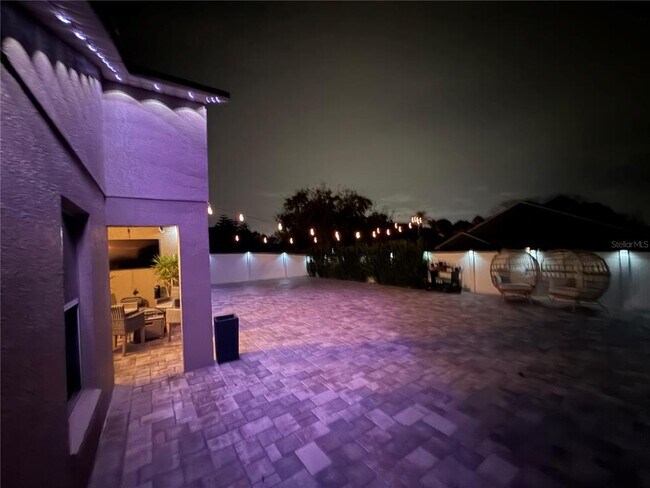 Building Photo - 314 Regency St