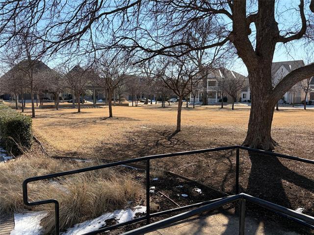 Building Photo - 1147 Spencer St S