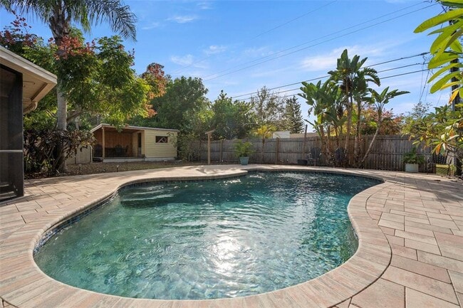 Building Photo - 78 Lexington Dr