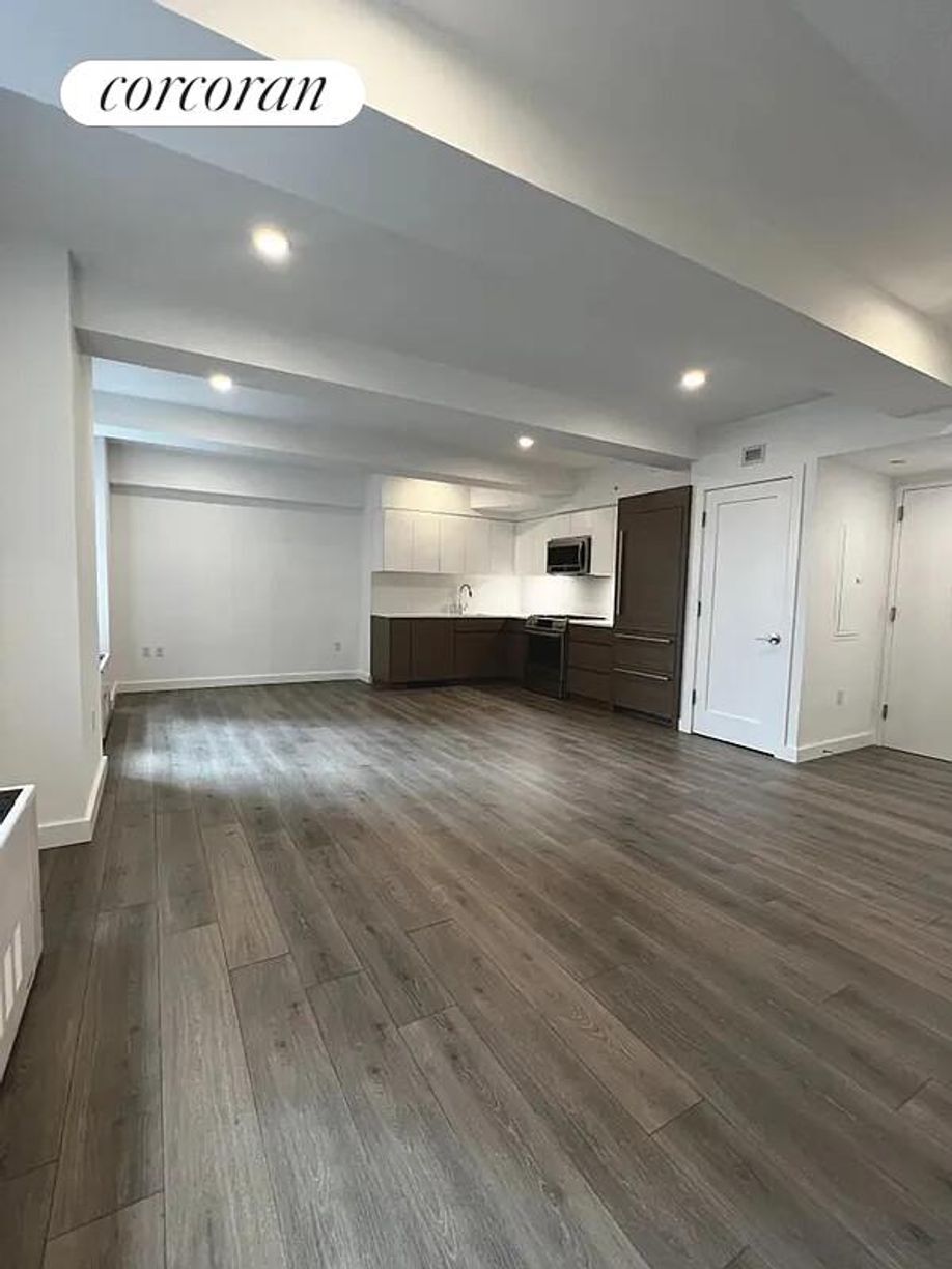 Building Photo - 128 Columbia Heights