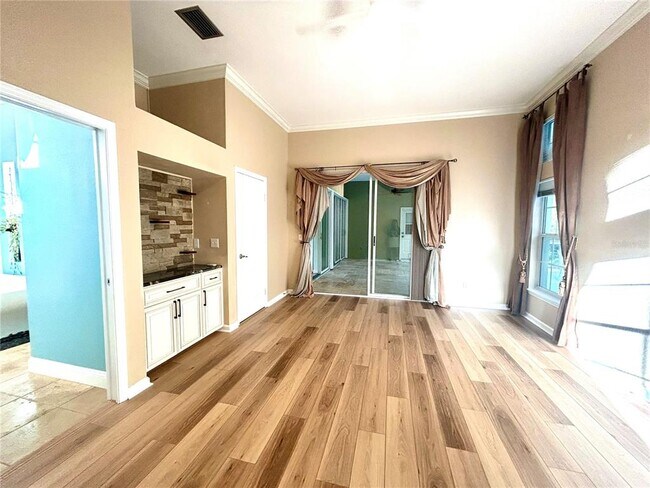 Building Photo - 10662 Crystal Springs Ct