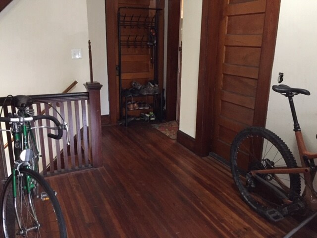 Building Photo - 26-28-28 King St